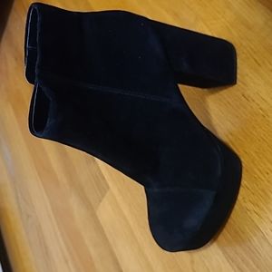 Sam Edelman Azra Black Suede platform booties